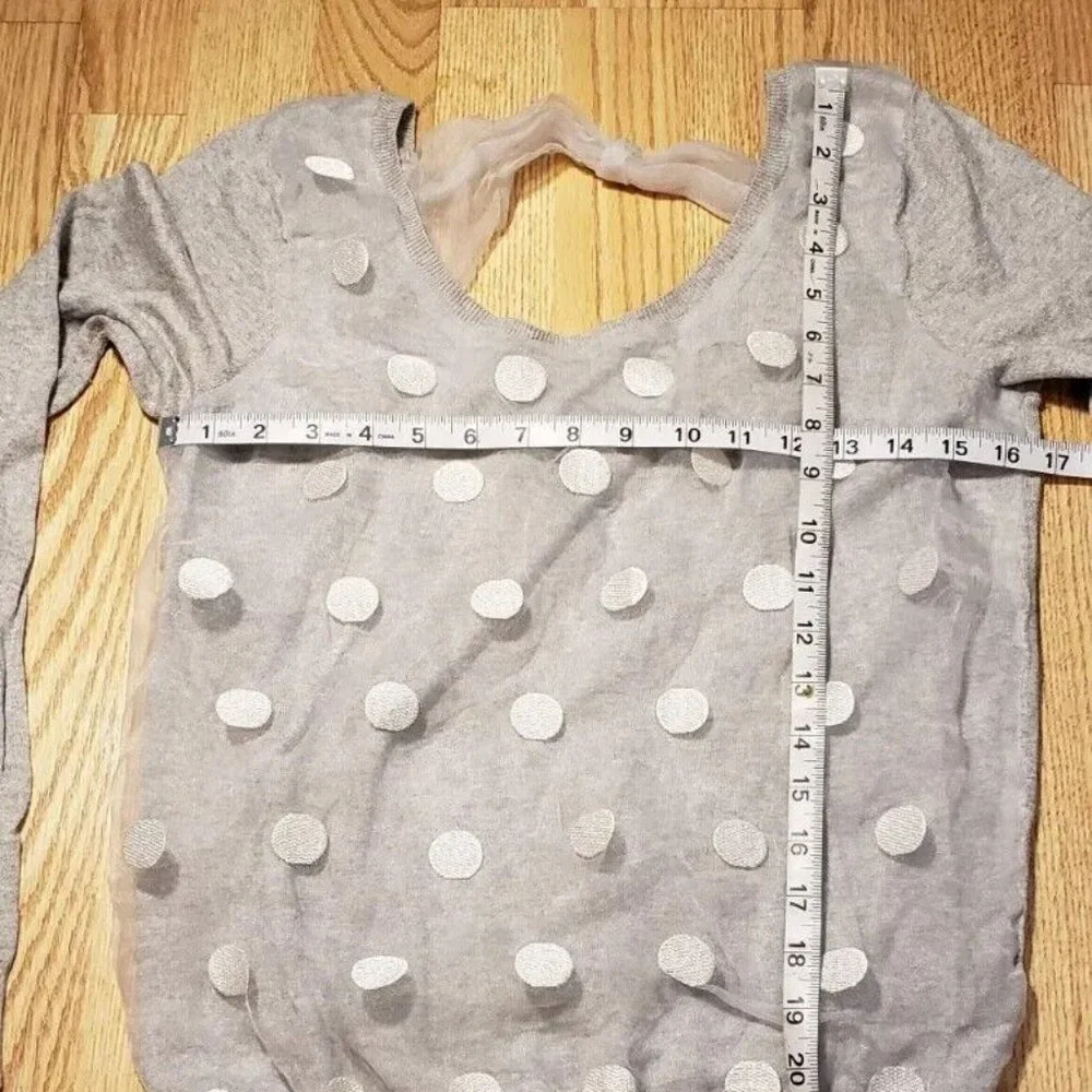 Lauren Conrad Women's Sweater  Size: Medium